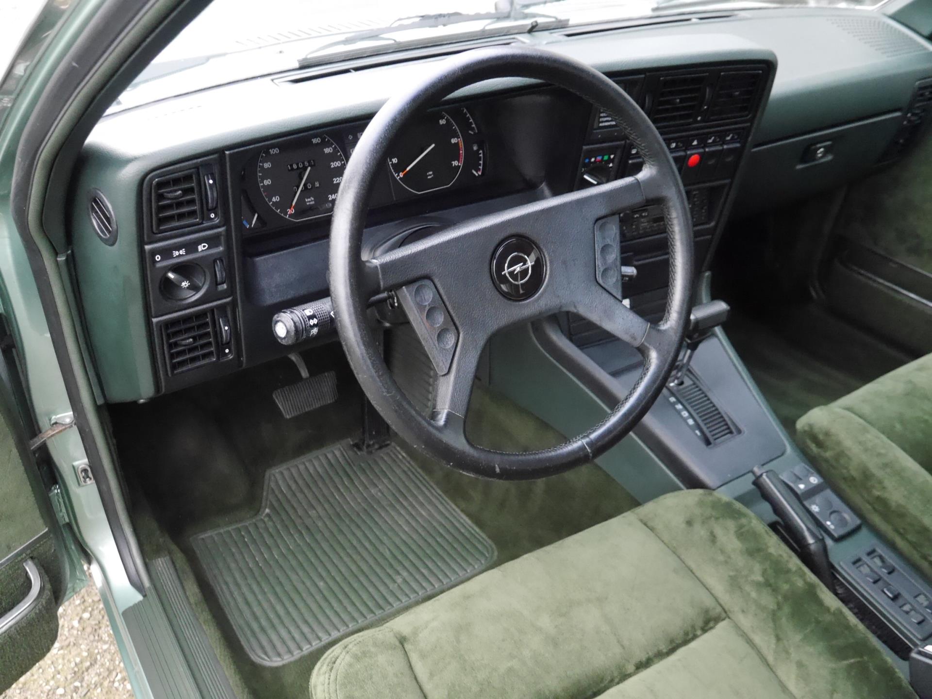 34325985-14.jpg