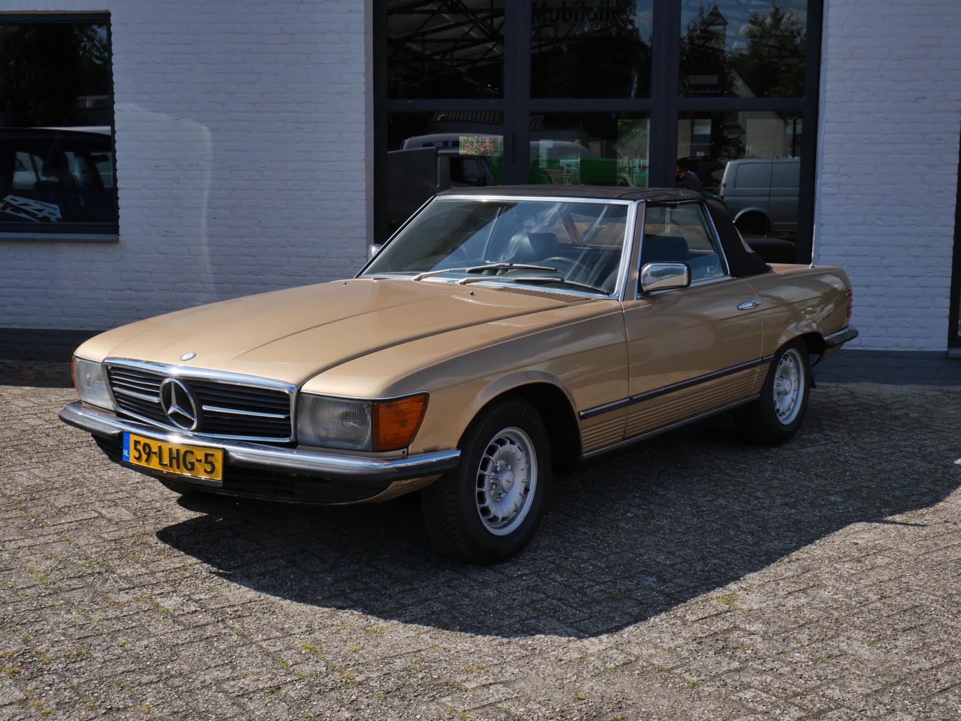 46454797-10.jpg