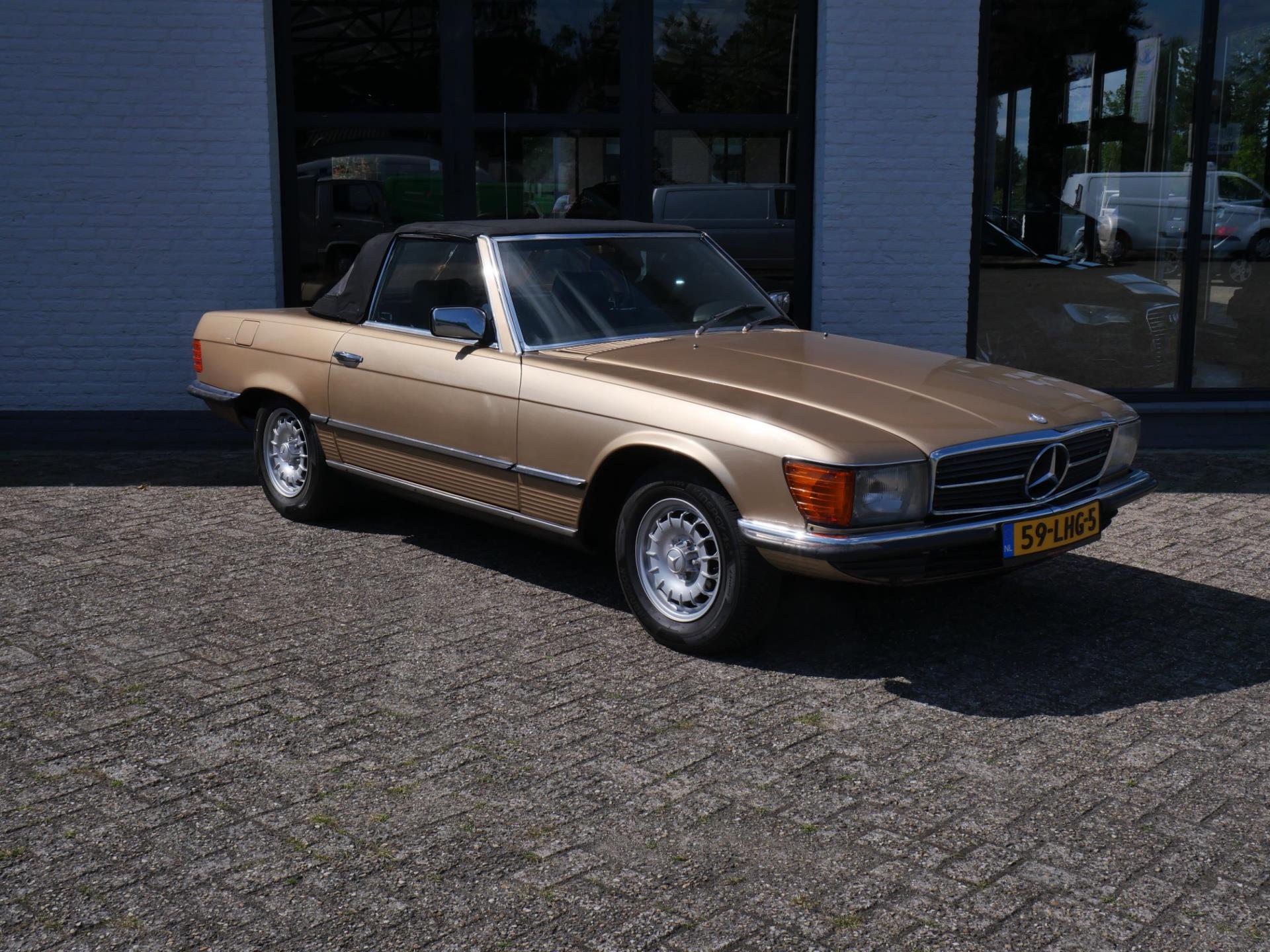 46454797-3.jpg