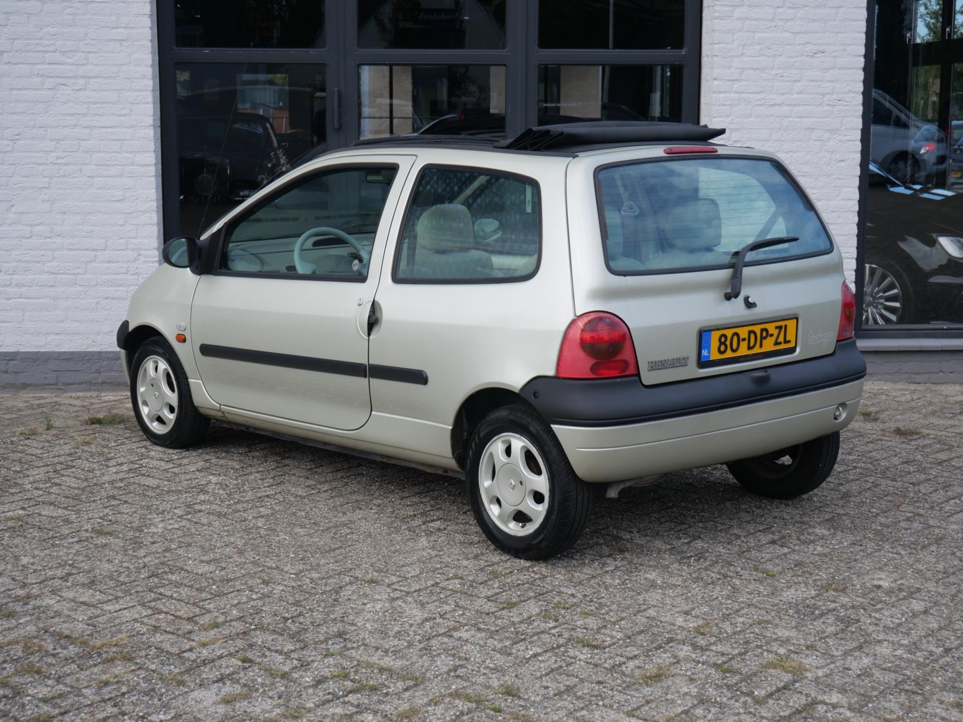 47883769-1.jpg